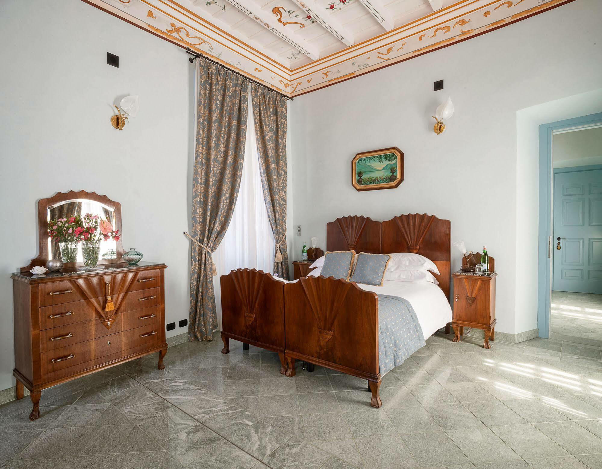 Aparthotel Palazzo Del Vicere à Lezzeno Extérieur photo