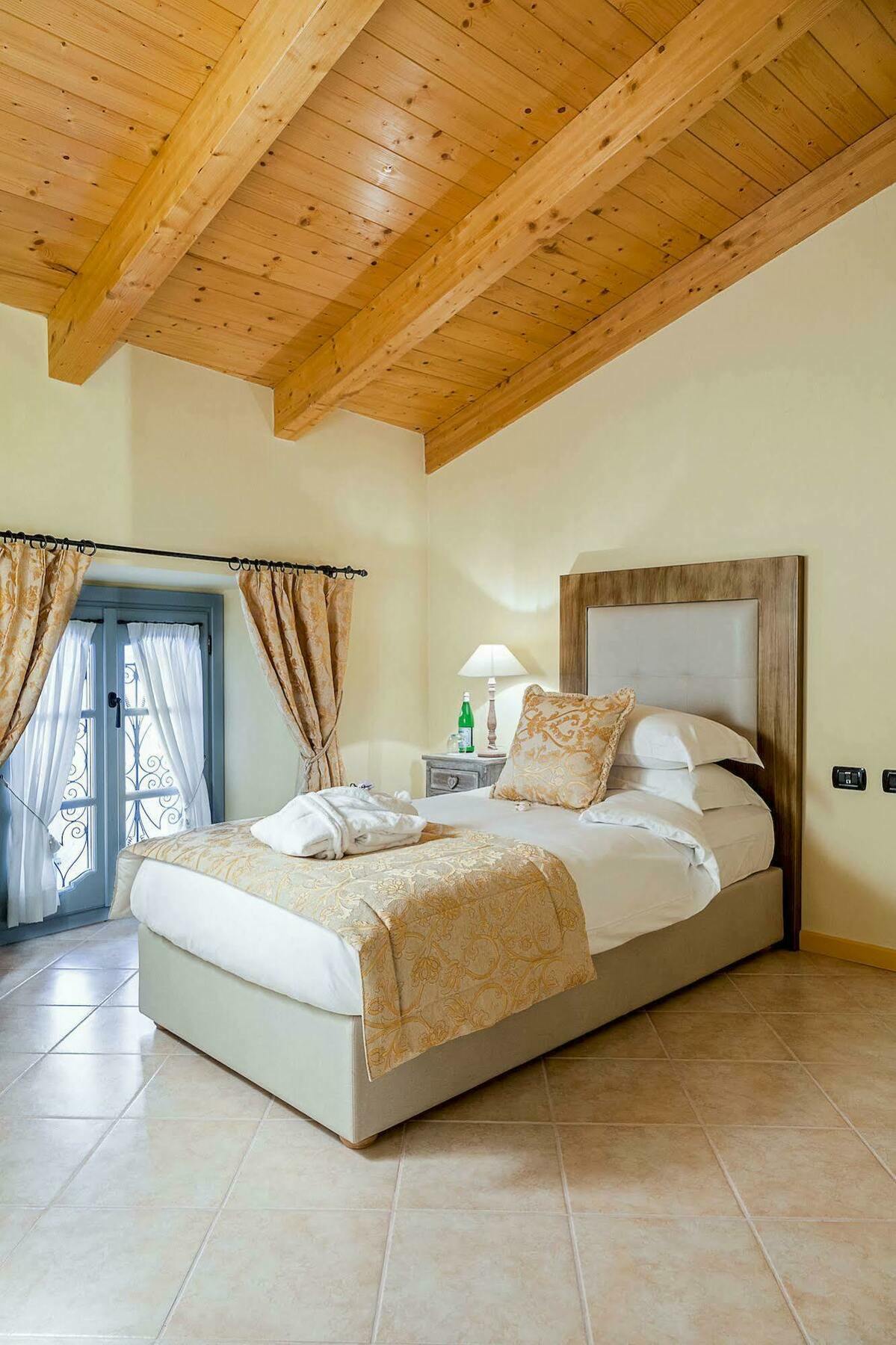 Aparthotel Palazzo Del Vicere à Lezzeno Extérieur photo